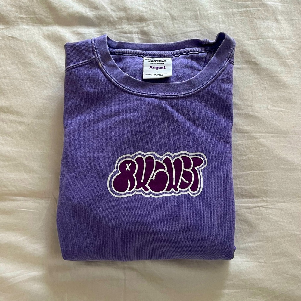 Purple crewneck - size L